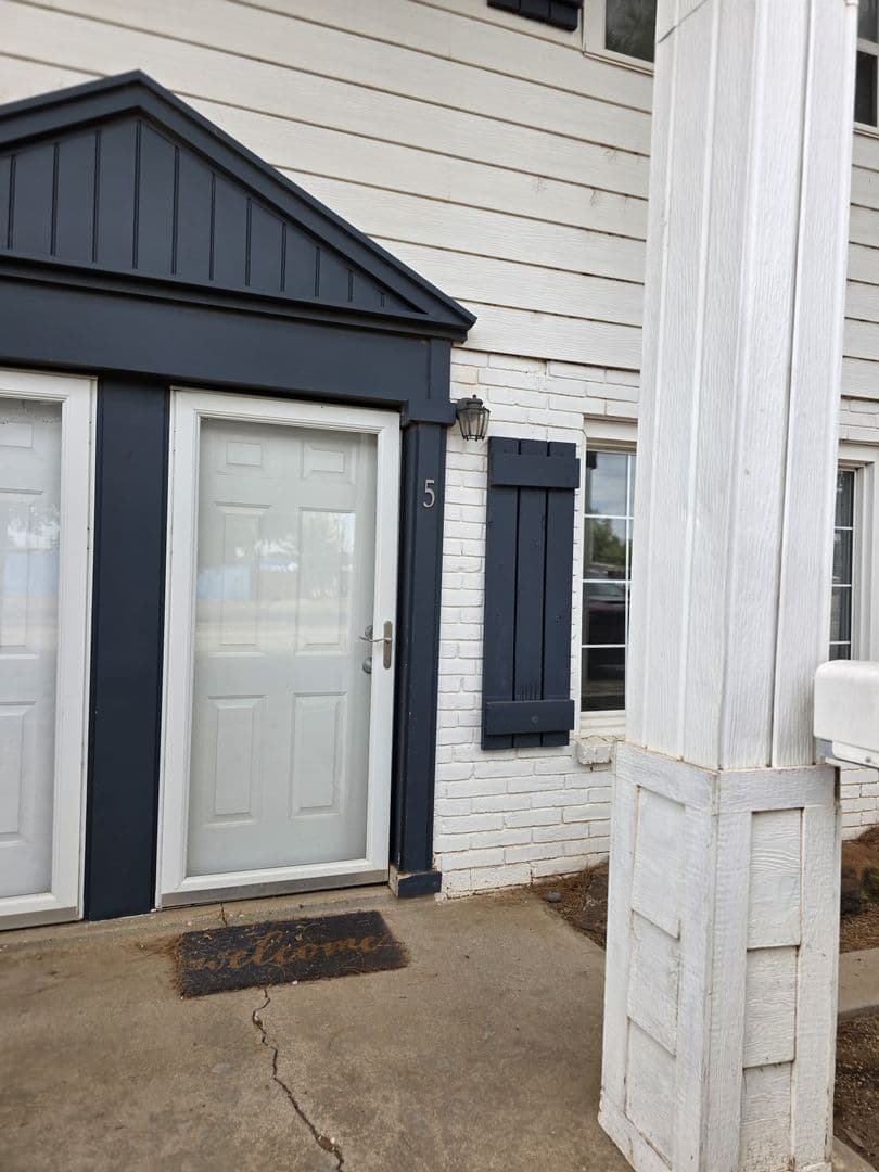Littlefield Townhomes 2 of 19