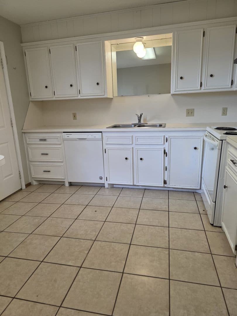 Littlefield Townhomes 7 of 19