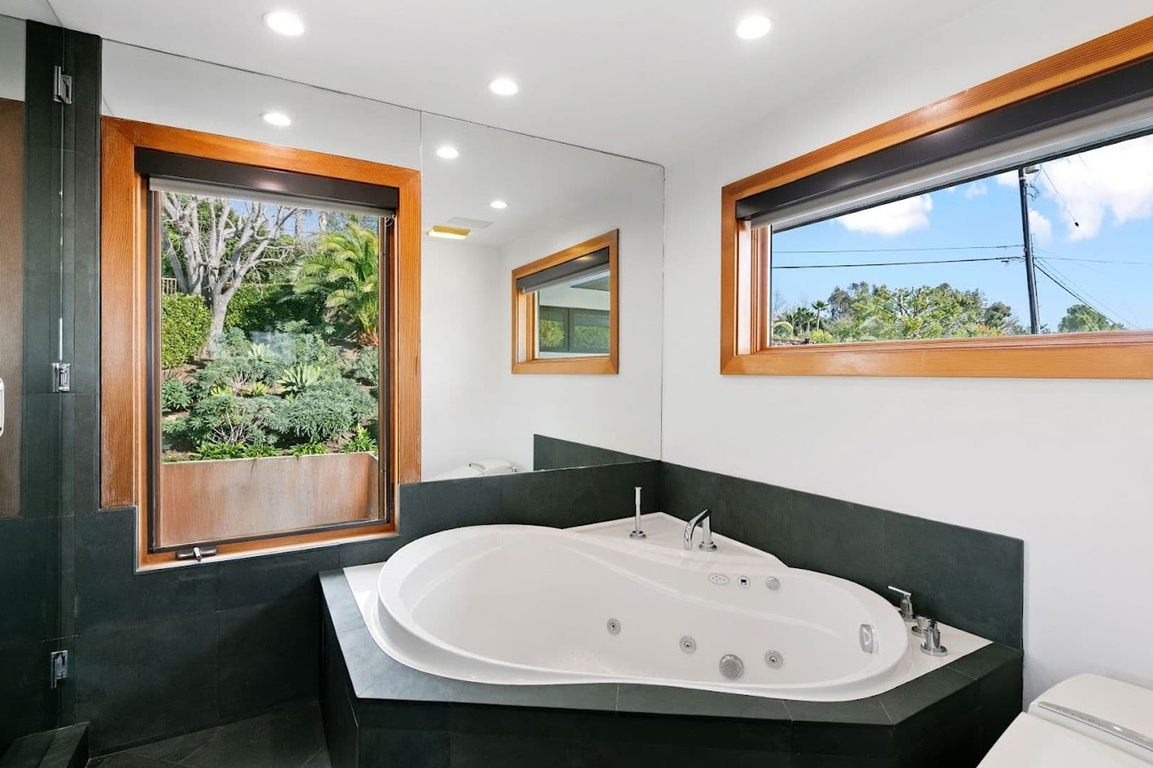 27091 Sea Vista 33 of 56