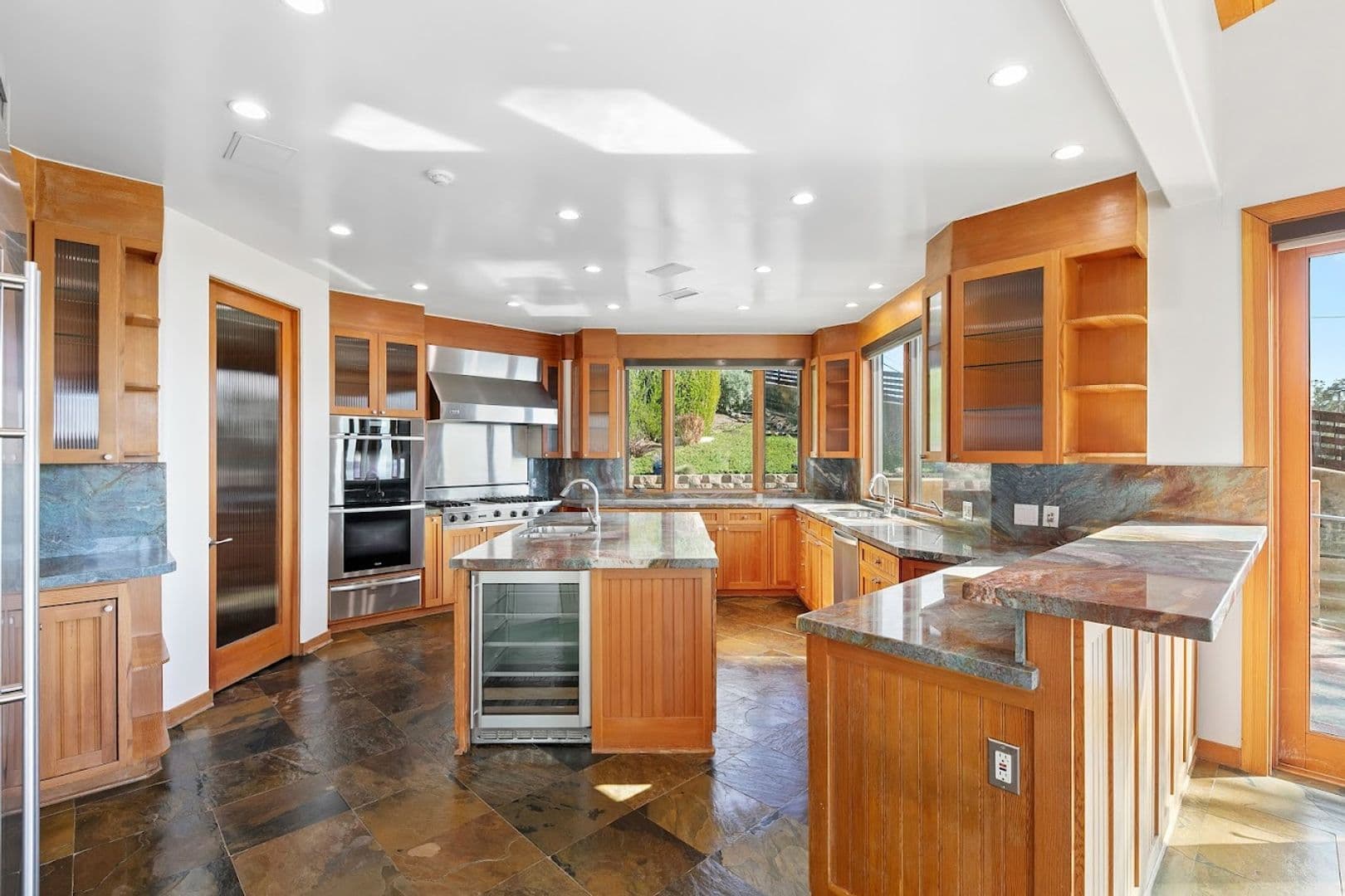 27091 Sea Vista 10 of 56