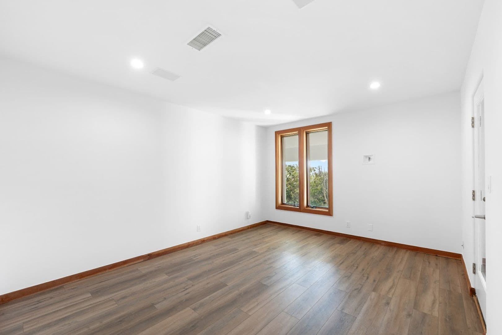 27091 Sea Vista 30 of 56