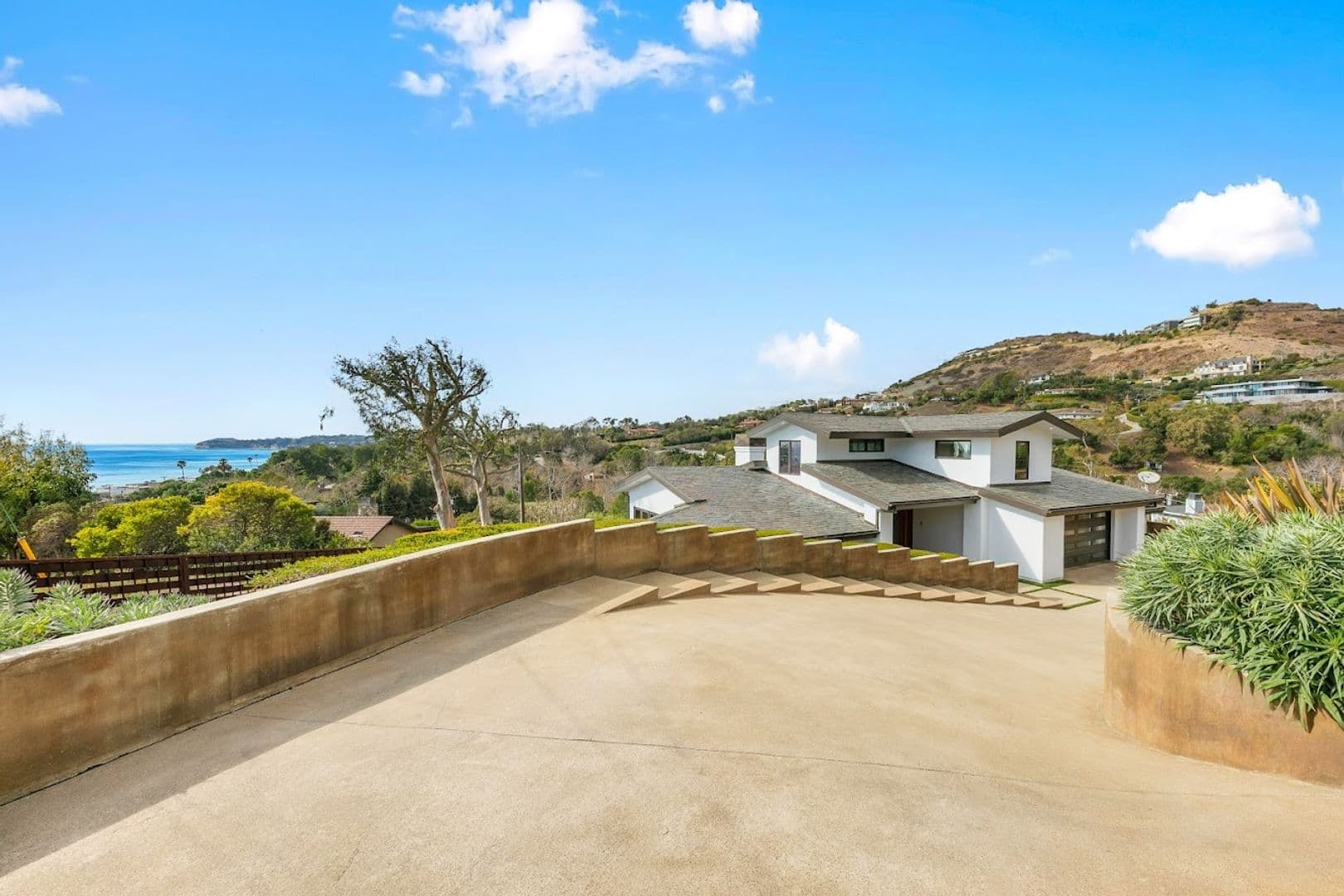 27091 Sea Vista 4 of 56