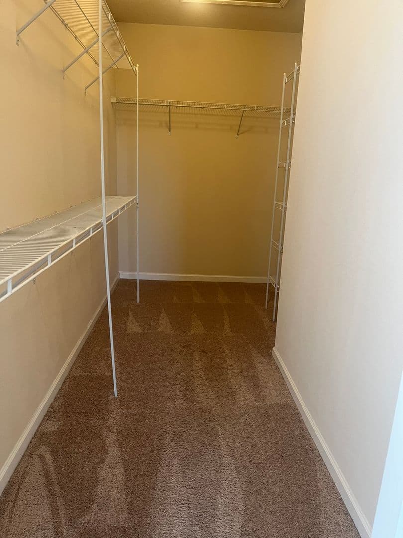 Hillsborough Pointe Apartments 3 of 11