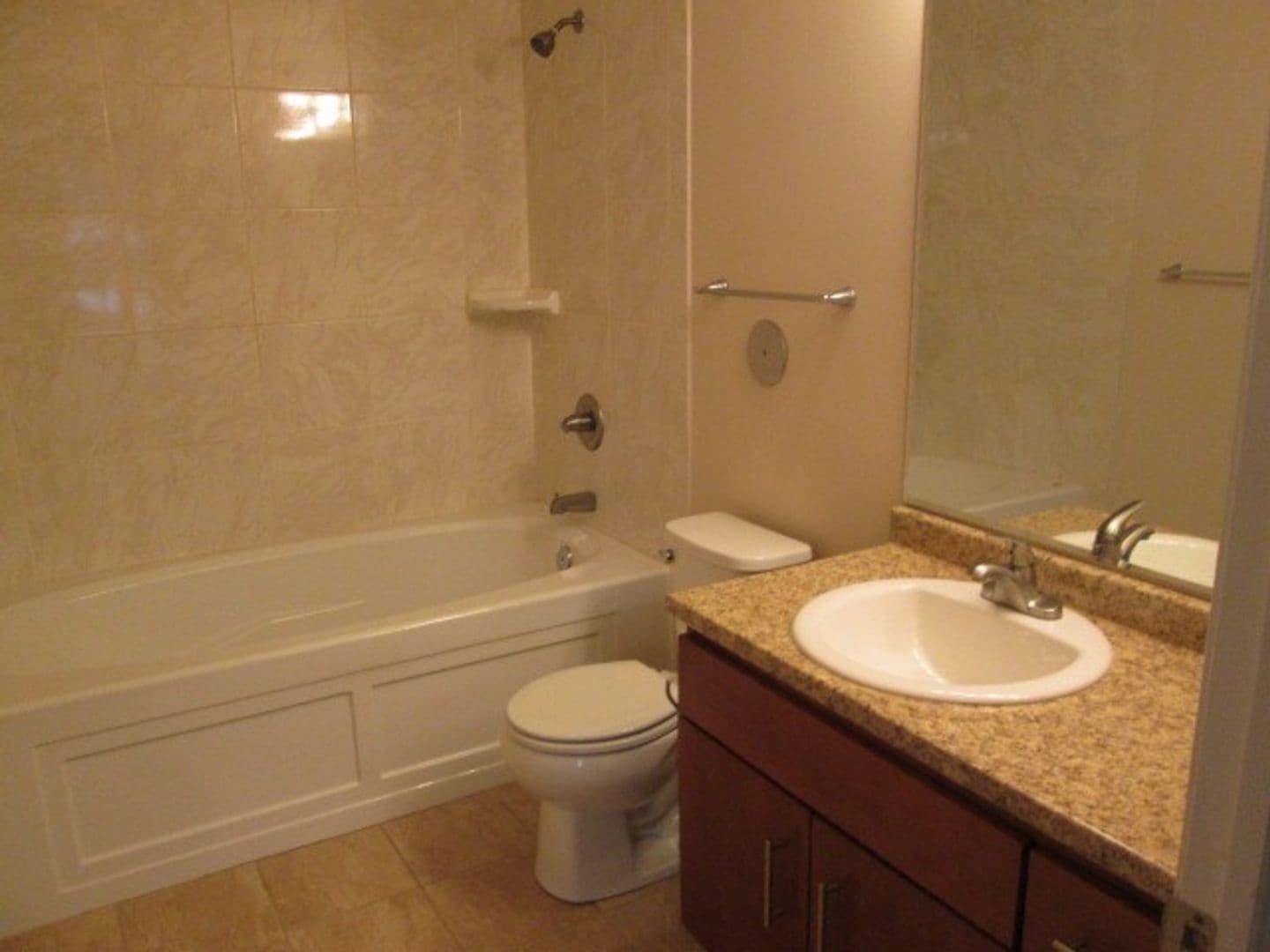 Hillsborough Pointe Apartments 7 of 11