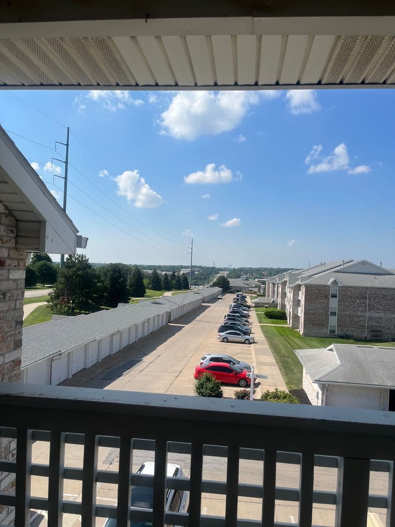 Hillsborough Pointe Apartments 1 of 10