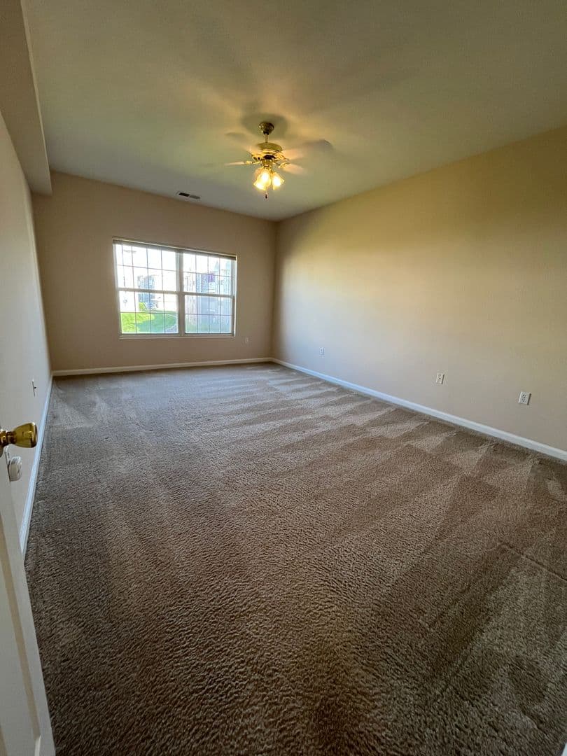 Hillsborough Pointe Apartments 8 of 10