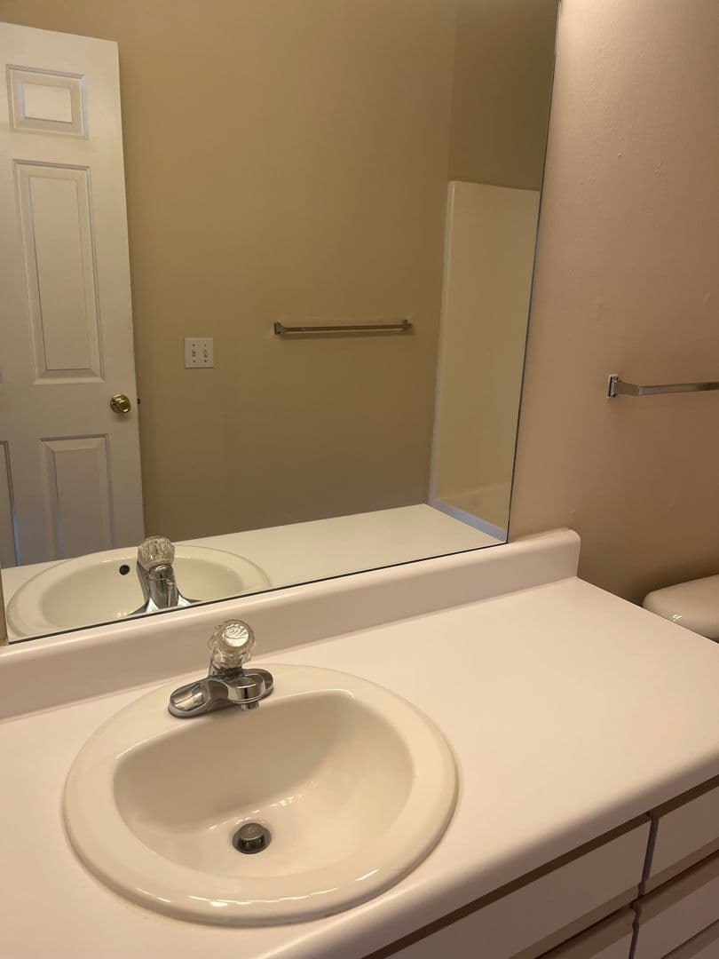 Hillsborough Pointe Apartments 5 of 10