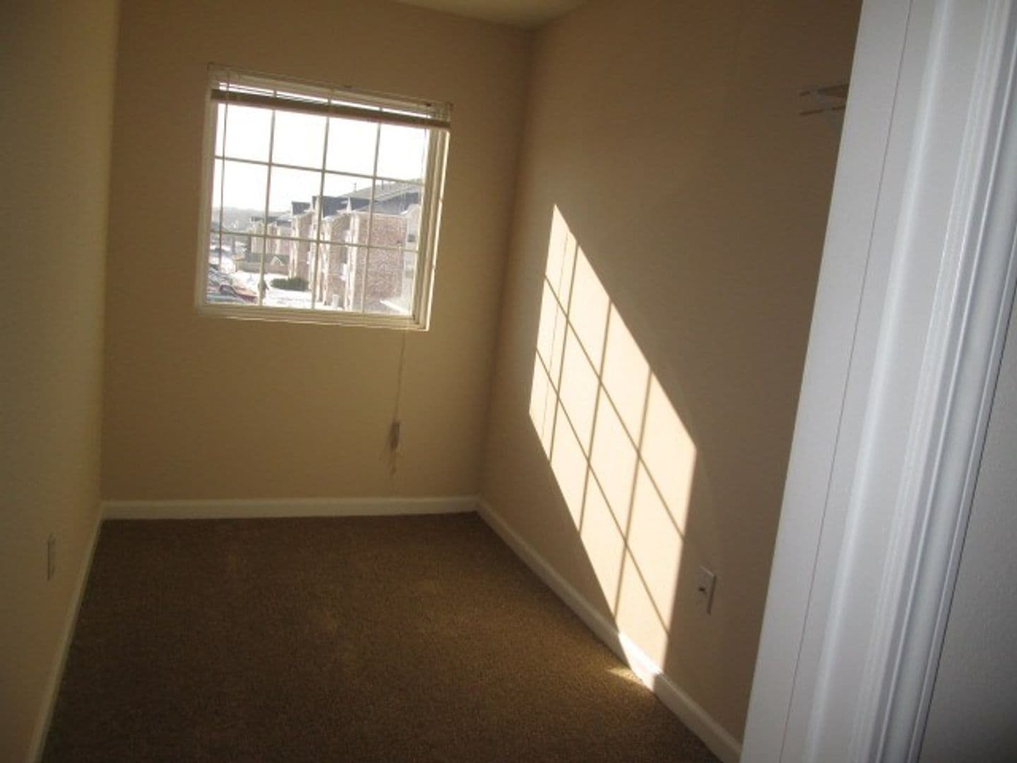 Hillsborough Pointe Apartments 2 of 12