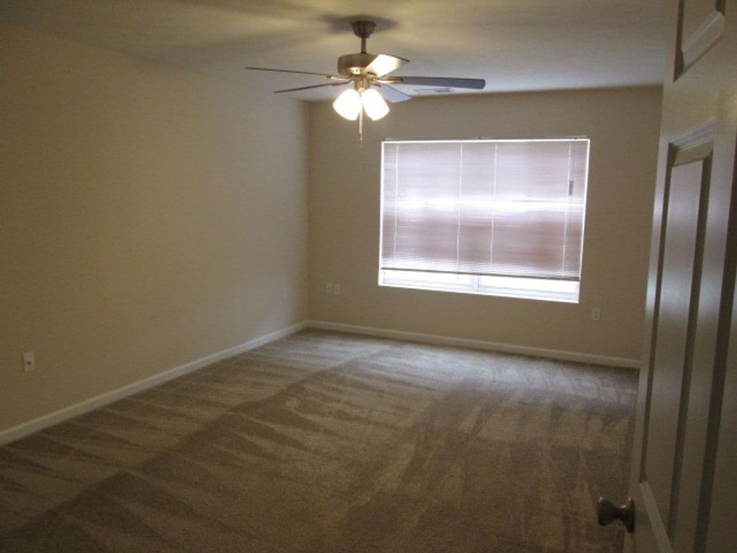 Hillsborough Pointe Apartments 8 of 11