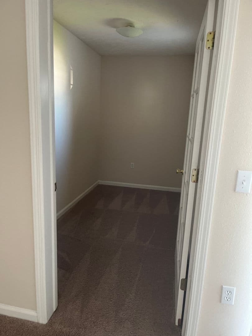 Hillsborough Pointe Apartments 10 of 10
