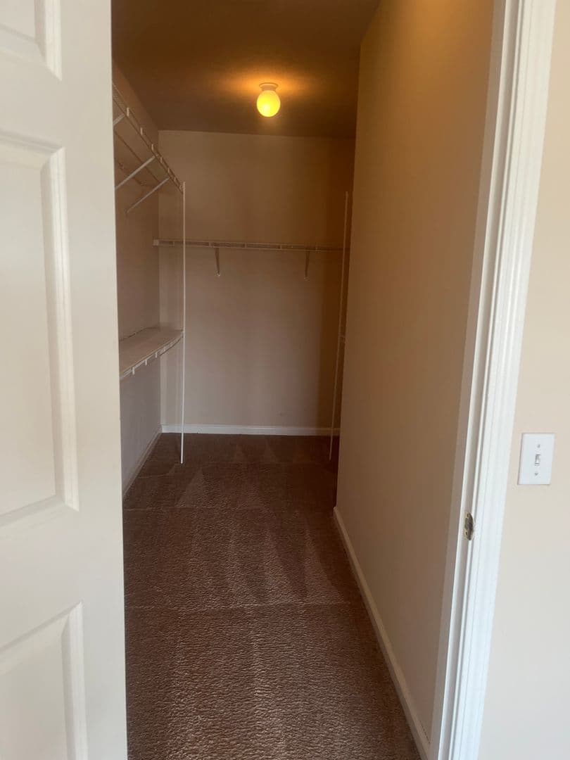 Hillsborough Pointe Apartments 2 of 10