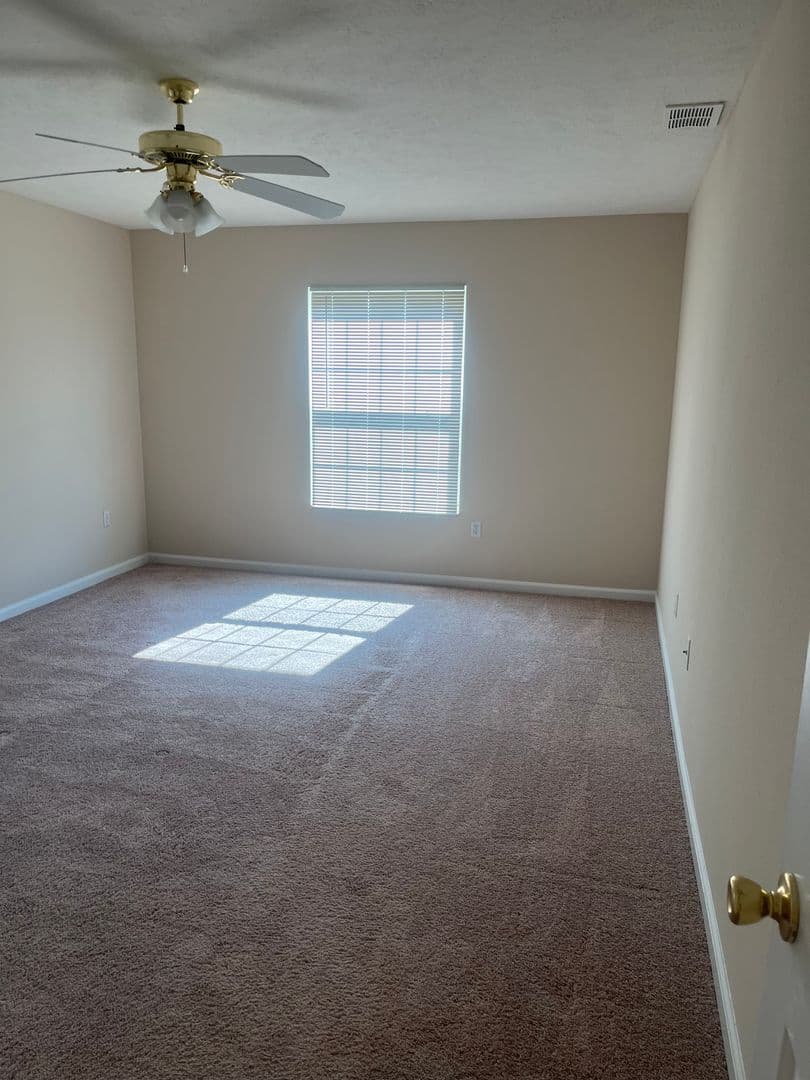Hillsborough Pointe Apartments 5 of 11