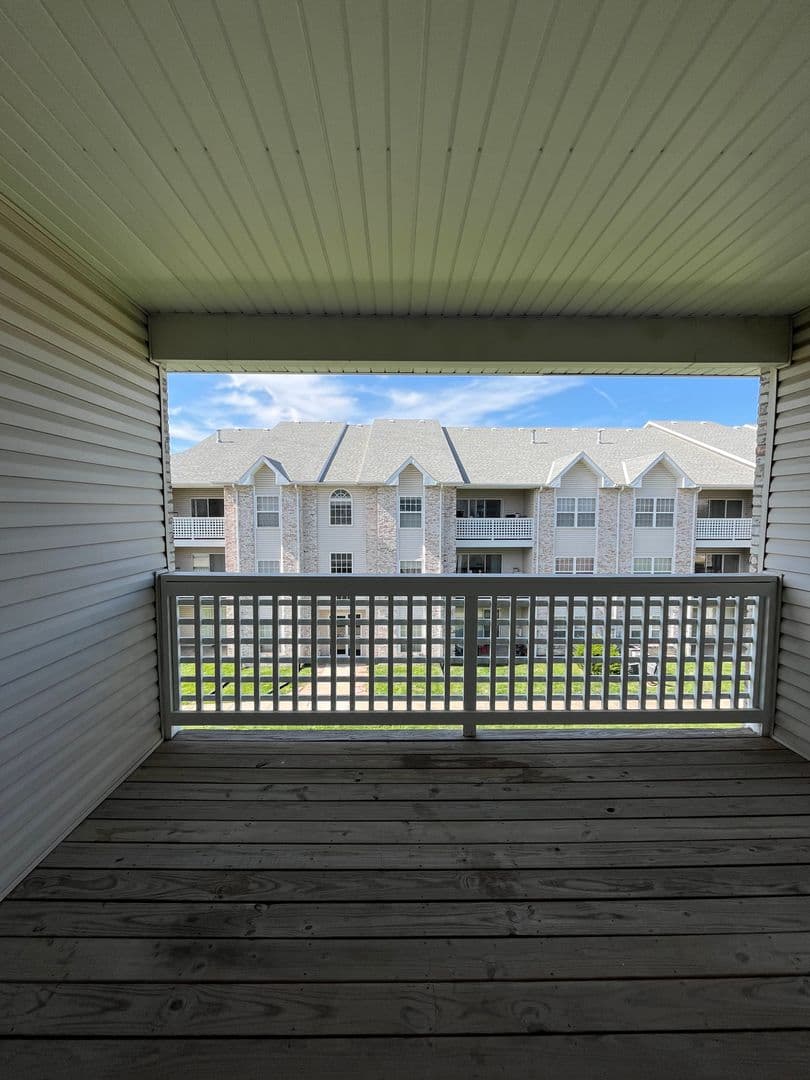 Hillsborough Pointe Apartments 8 of 11