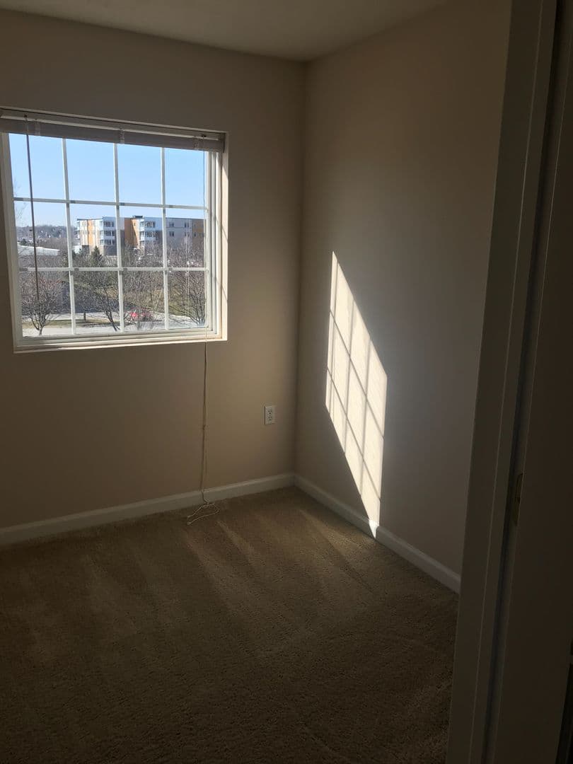 Hillsborough Pointe Apartments 9 of 9