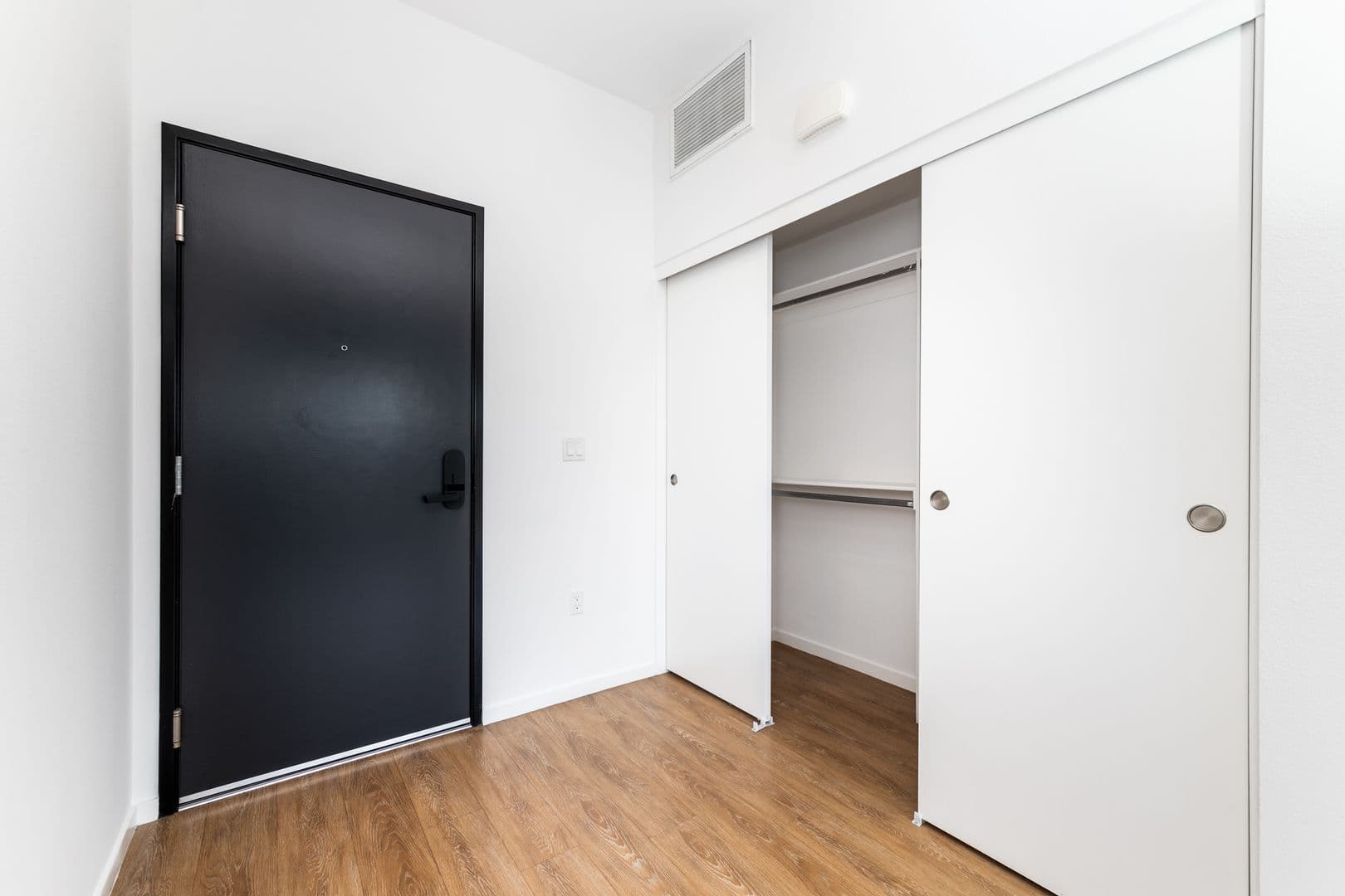 (52) Line Lofts 10 of 18