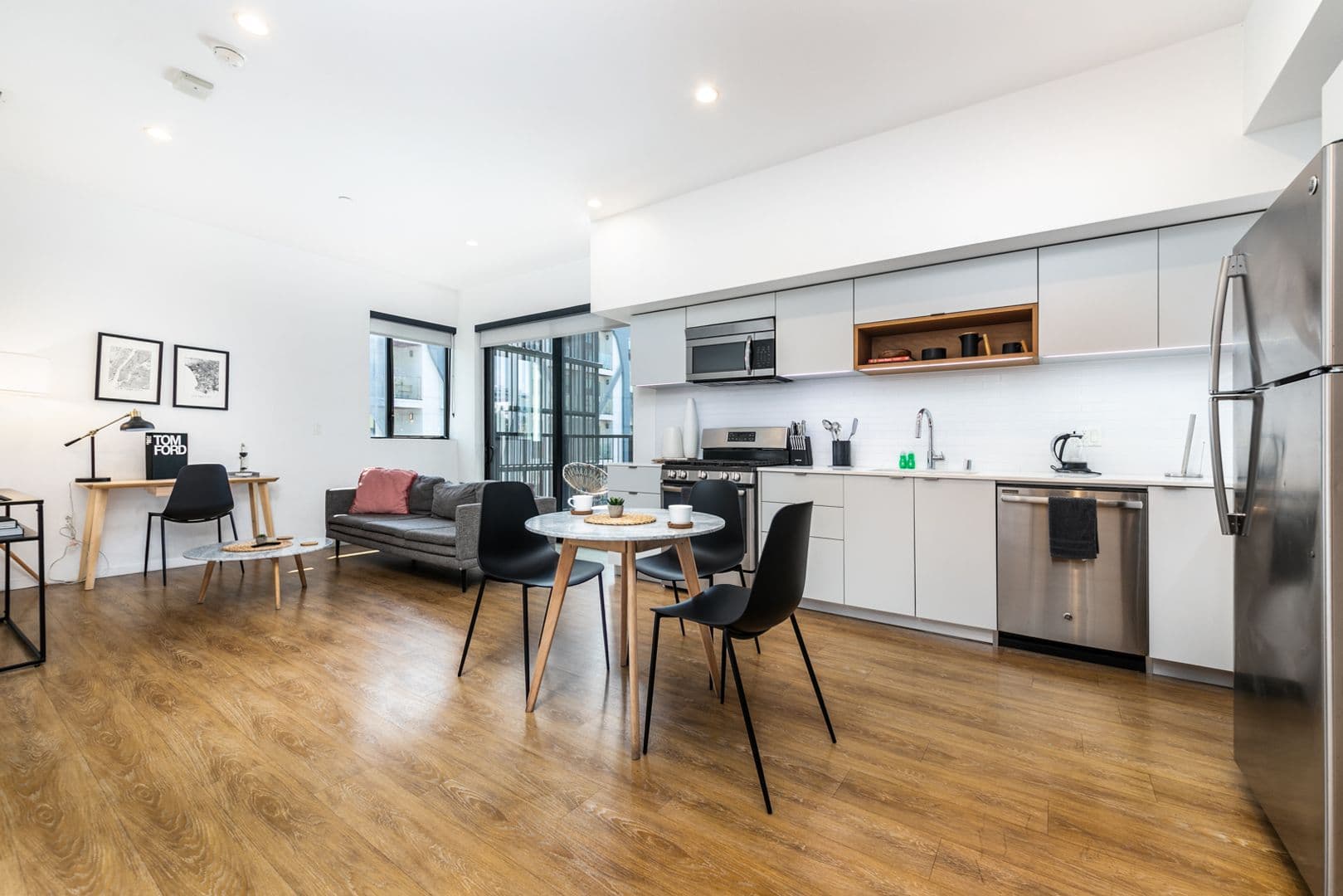 (52) Line Lofts 2 of 16