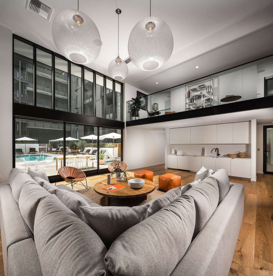 (52) Line Lofts 16 of 18