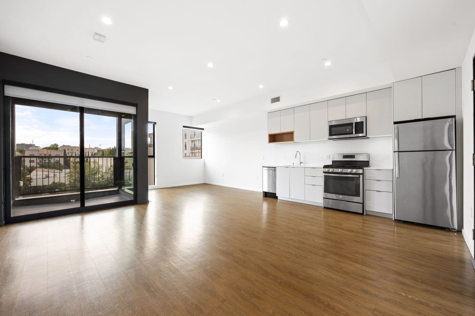 (52) Line Lofts 1 of 24