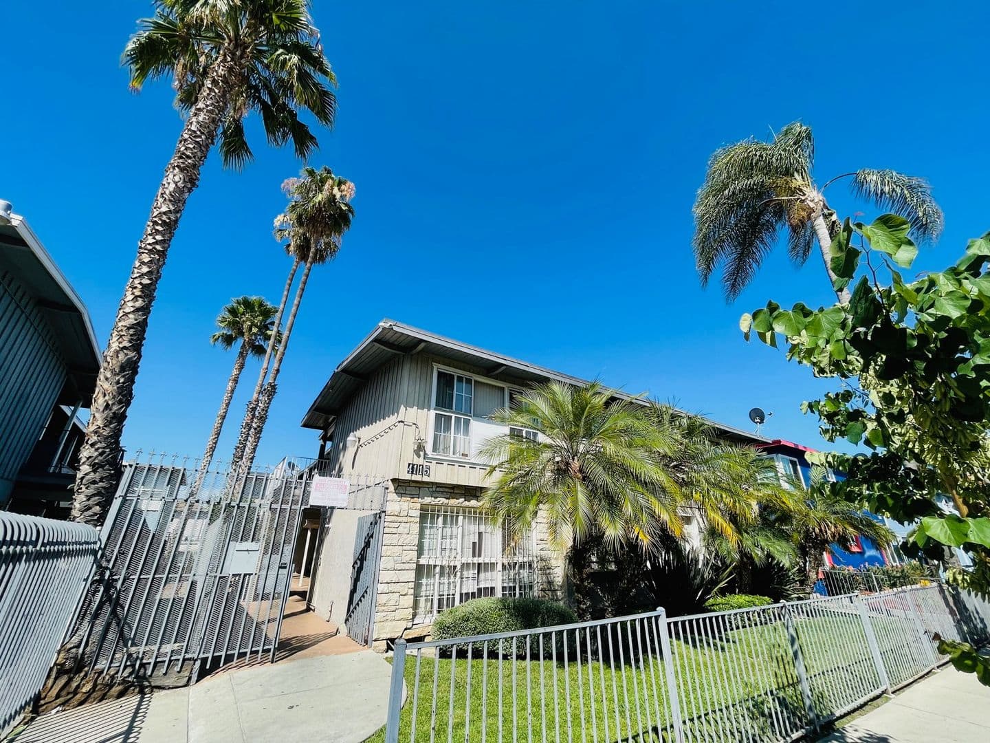 (17) 4115 Palmwood 1 of 19