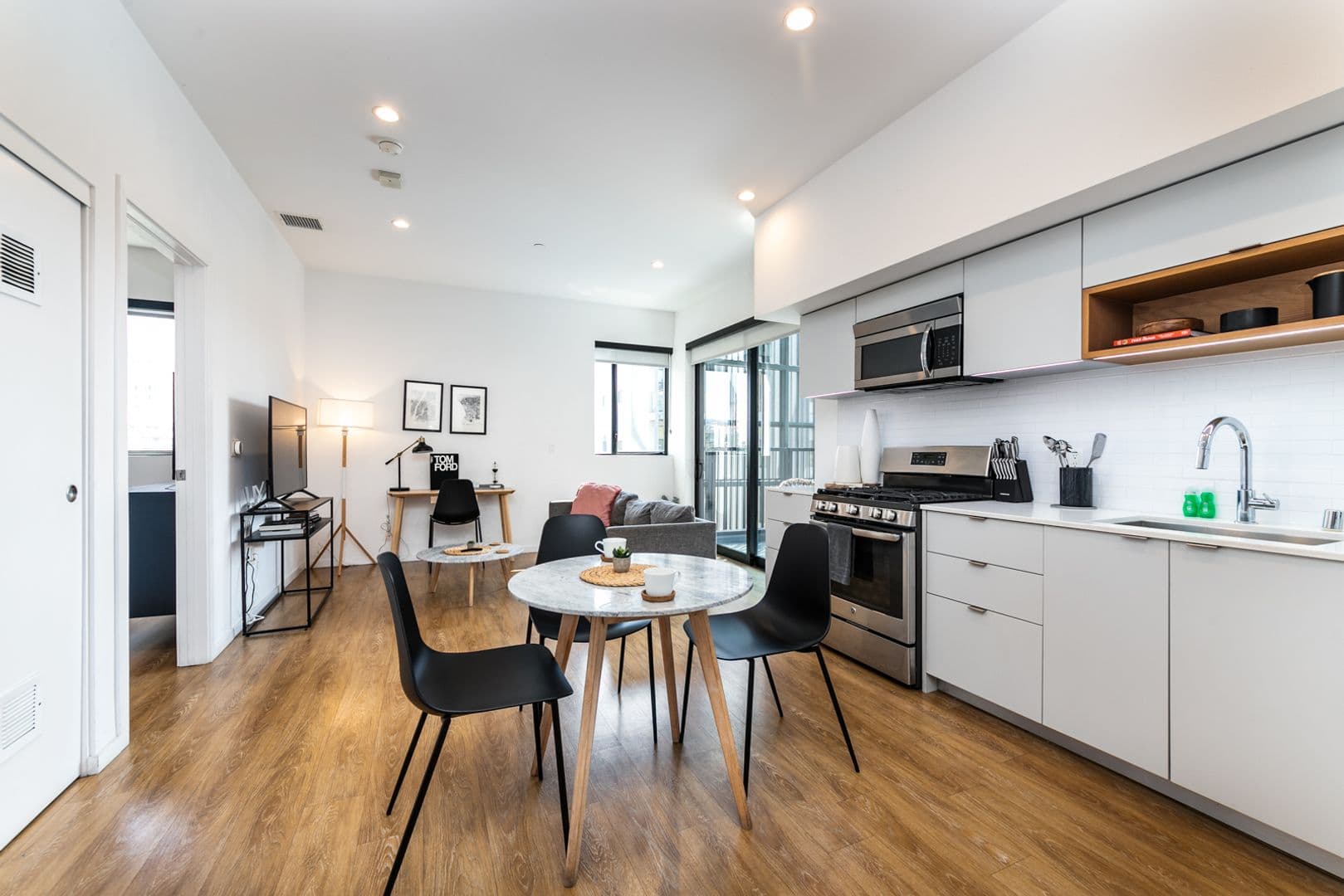 (52) Line Lofts 3 of 16