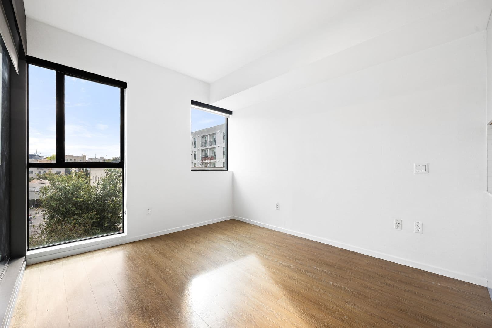 (52) Line Lofts 14 of 24