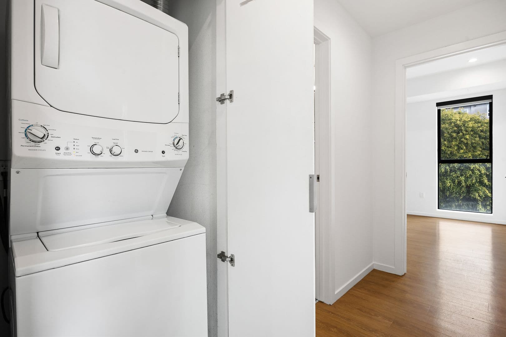 (52) Line Lofts 17 of 24