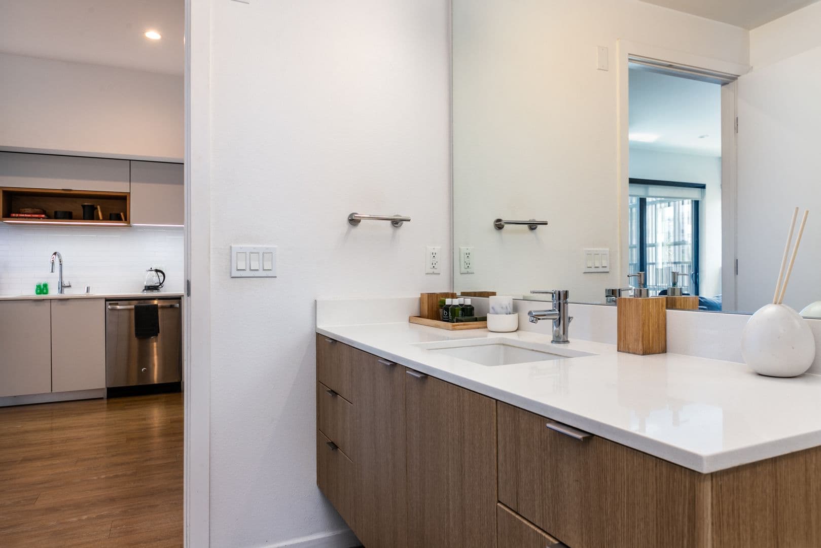 (52) Line Lofts 16 of 16