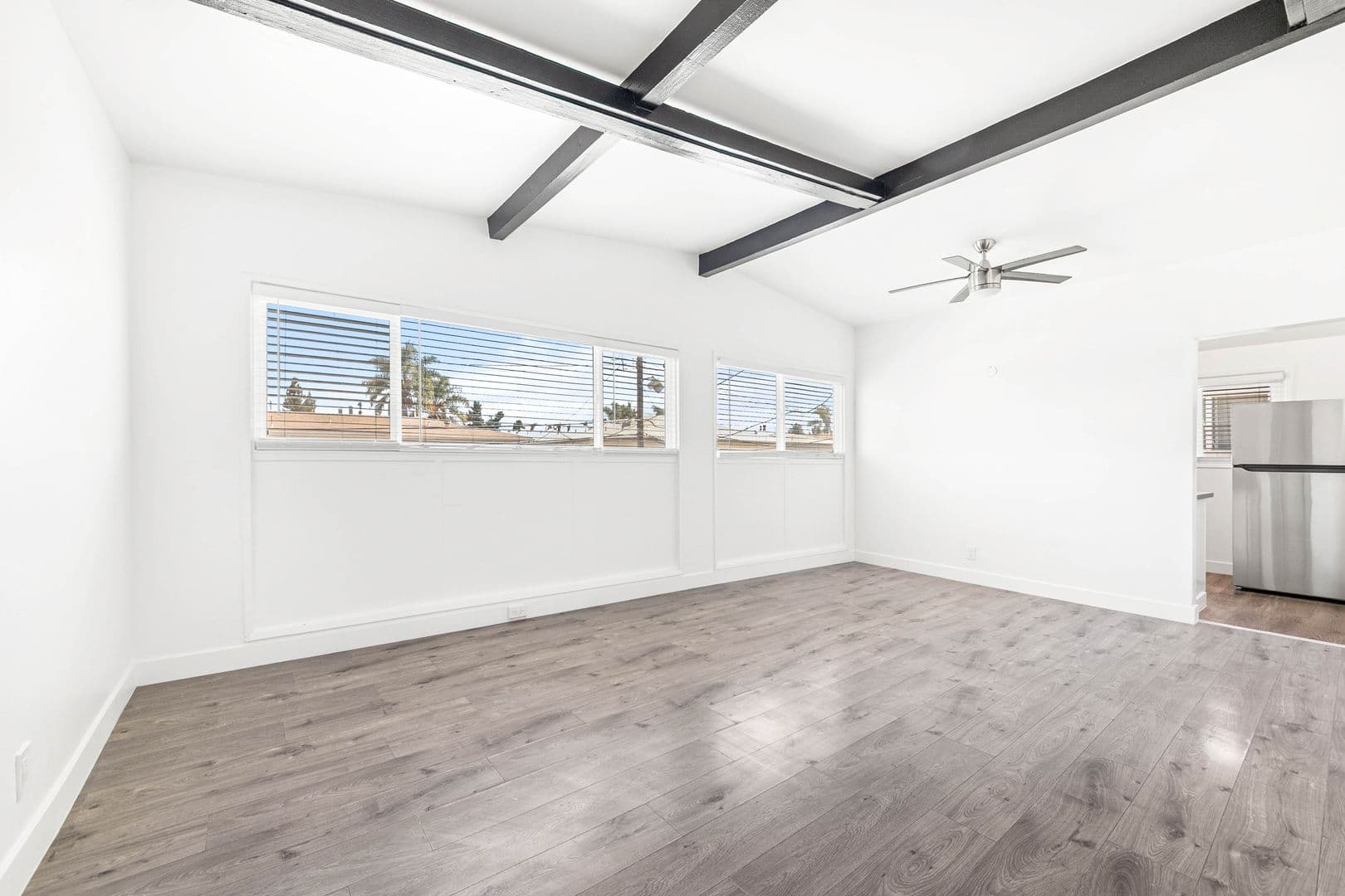 (17) 4115 Palmwood 2 of 17