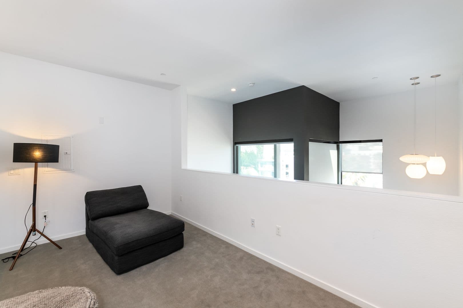 (52) Line Lofts 8 of 19