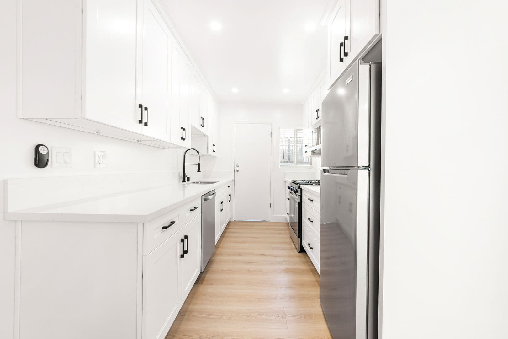 (14) 4122-4124 Palmwood 8 of 14