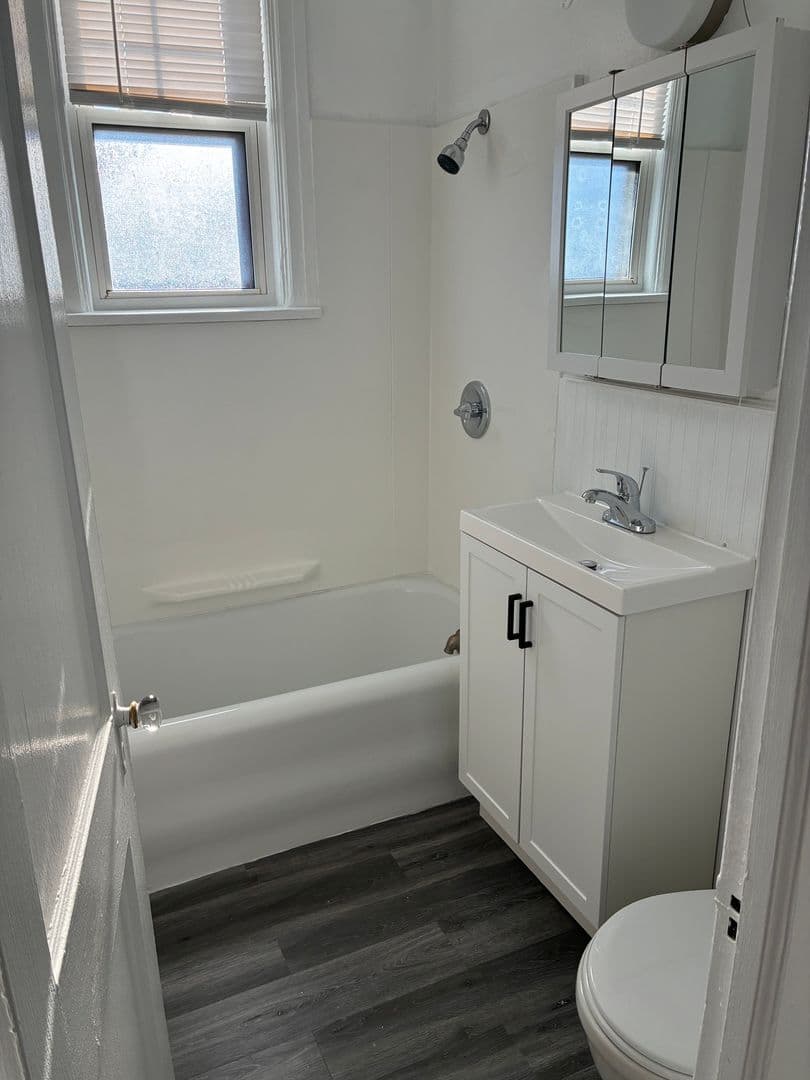 One Bedroom Model with Heat included 11 of 11