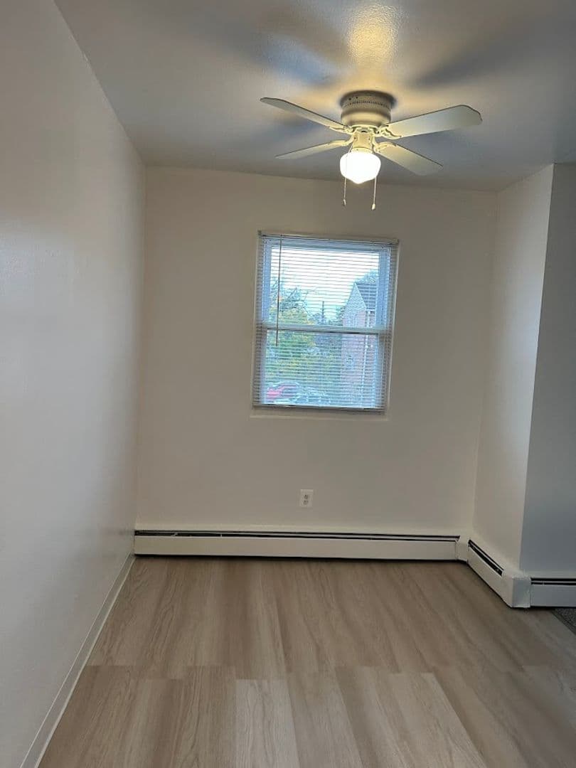 Spring Garden Apartments 3 of 10