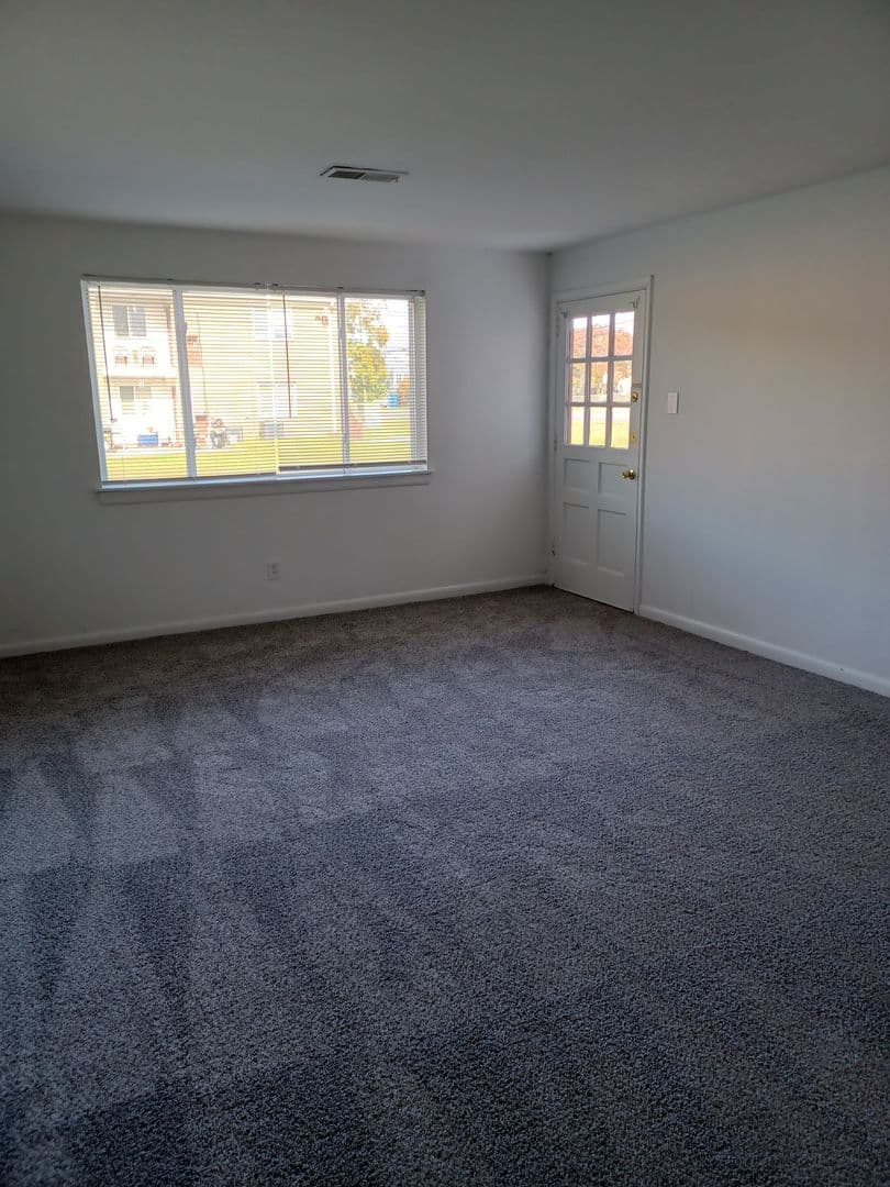 Large 1100 SQ ft. Two Bedroom Renovated 856-783-8080 13 of 20