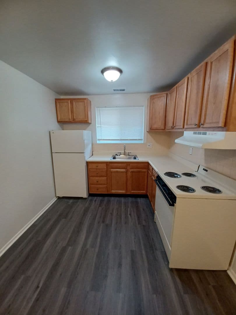 Large 1100 SQ ft. Two Bedroom Renovated 856-783-8080 14 of 18