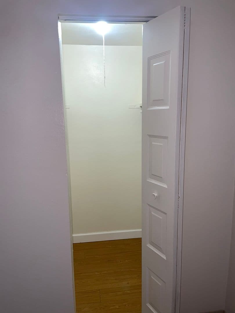 25 E Third Ave 14 of 16