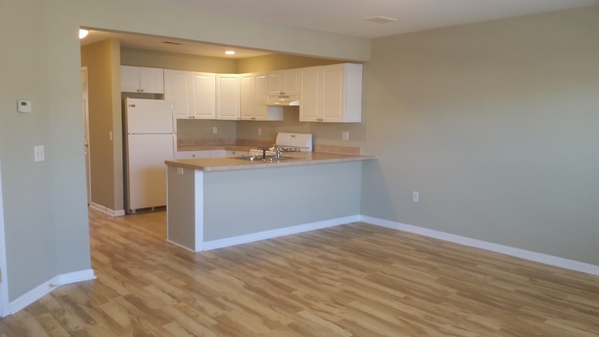 Clover Crossing Apartments 3 of 12