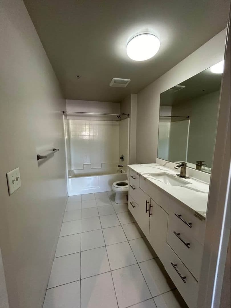 Sherman Oaks Place LLC 5 of 11