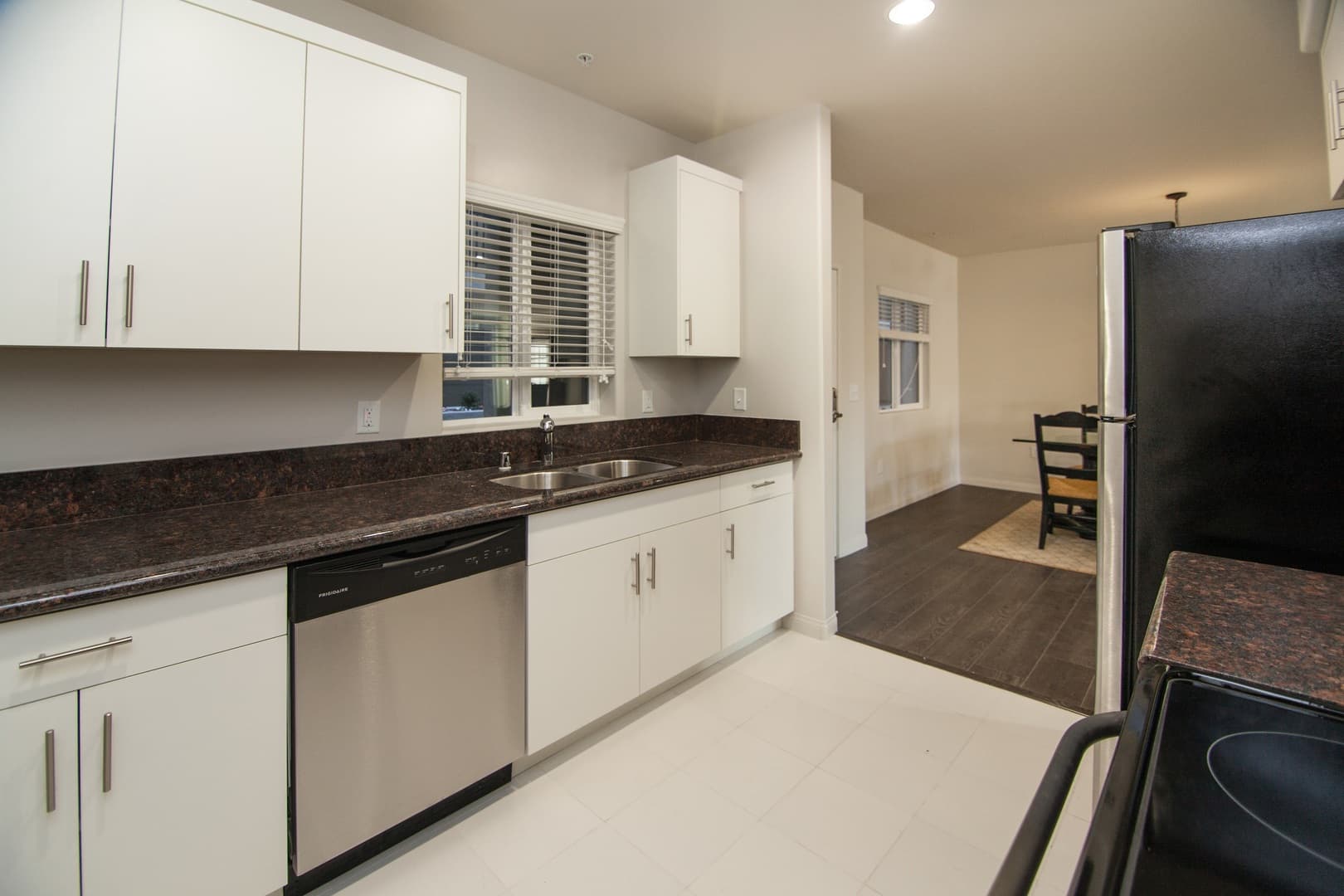 Sherman Oaks Place LLC 23 of 27