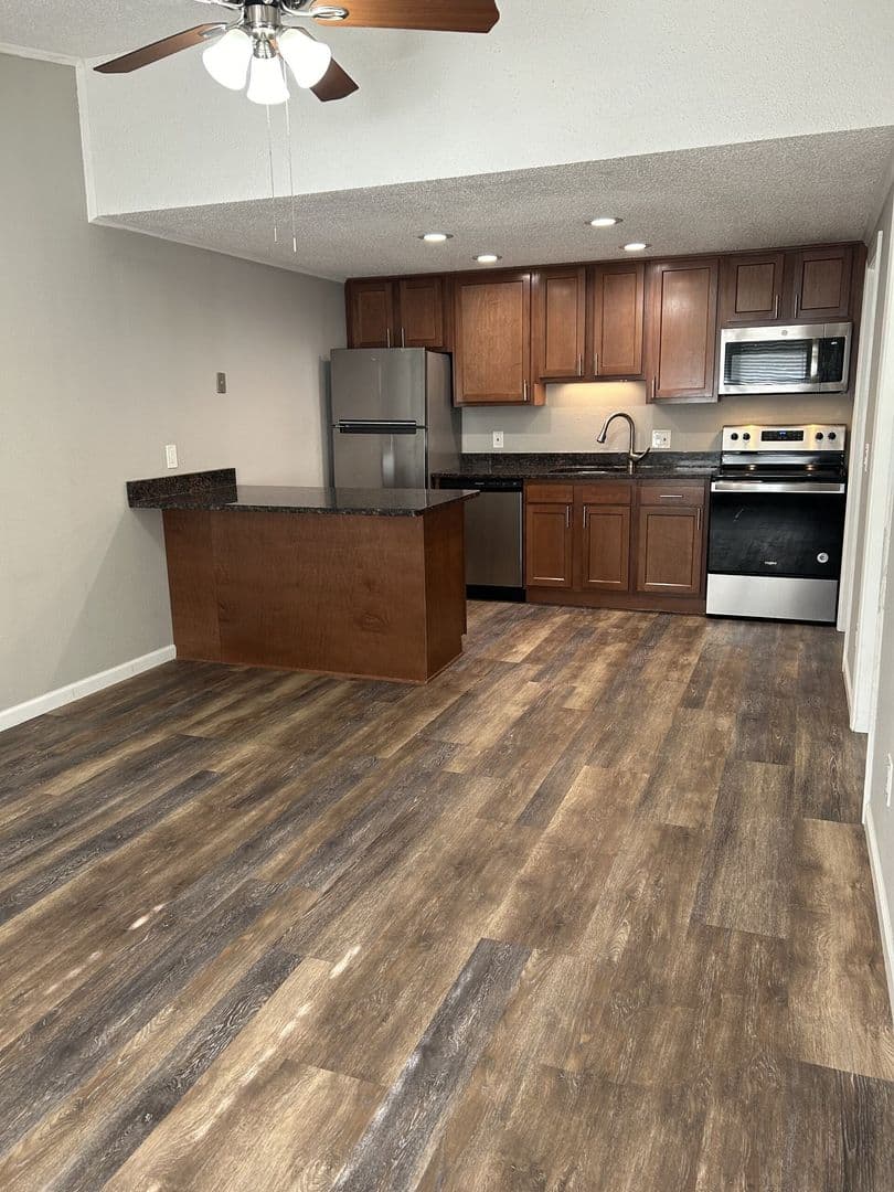 Waterbury Estates 2 of 10