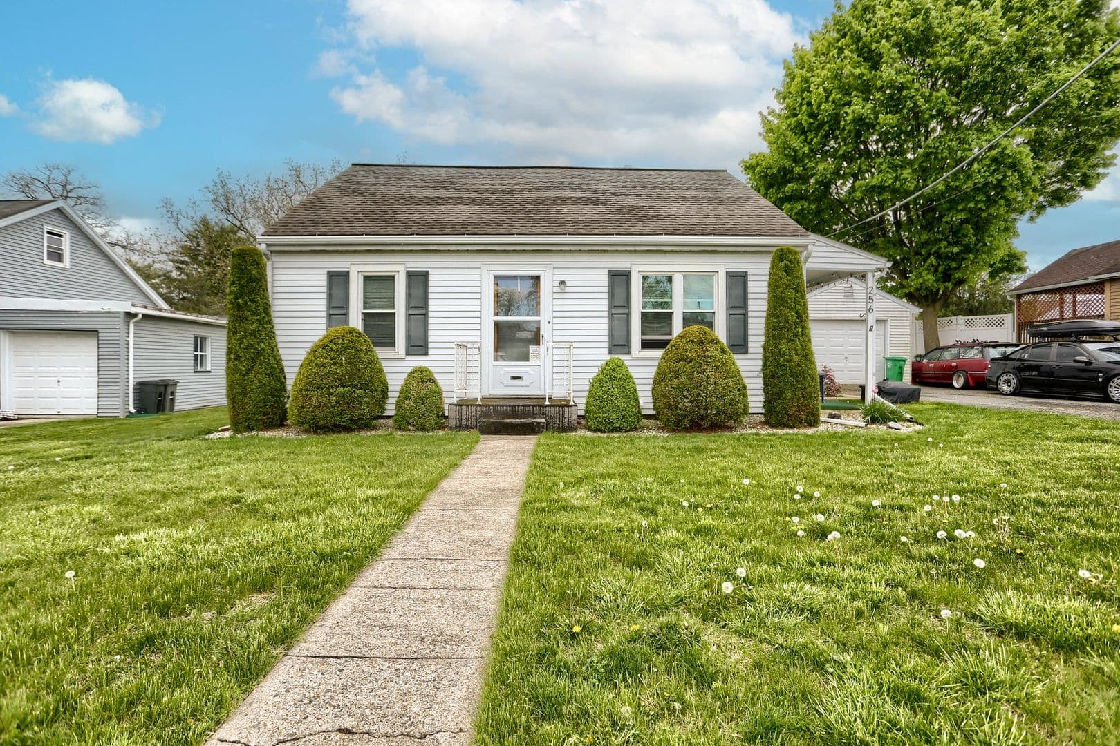 256 Webster Street 1 of 8