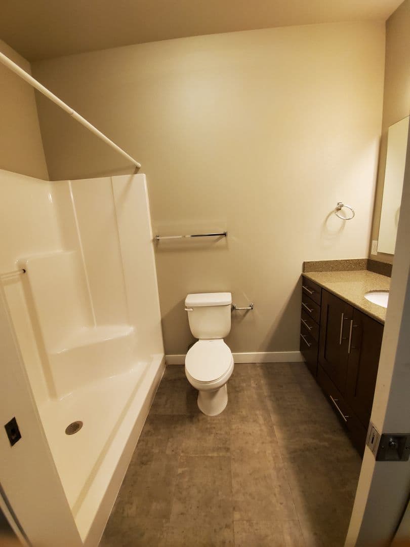 3 Bedroom - 2.5 Bathroom Apartment for Rent! 31 of 35