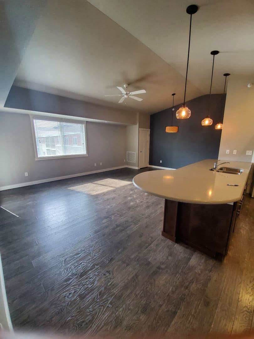 3 Bedroom - 2.5 Bathroom Apartment for Rent! 31 of 40