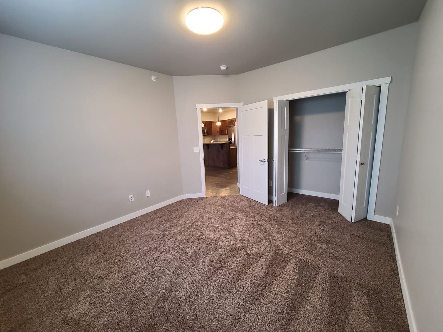 3 Bedroom - 2.5 Bathroom Apartment for Rent! 32 of 36