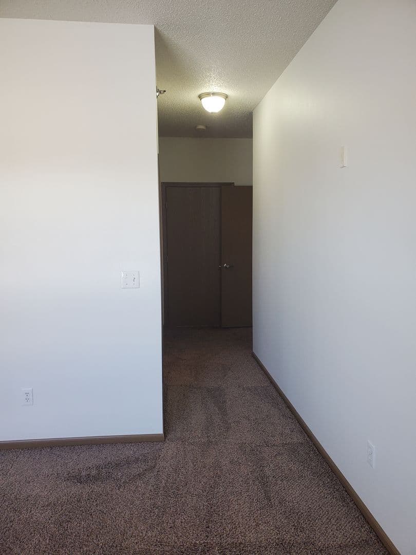2 Bedroom - 2 Bathroom Apartment for Rent! 27 of 31