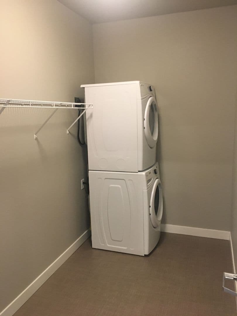 3 Bedroom - 2.5 Bathroom Apartment for Rent! 37 of 37