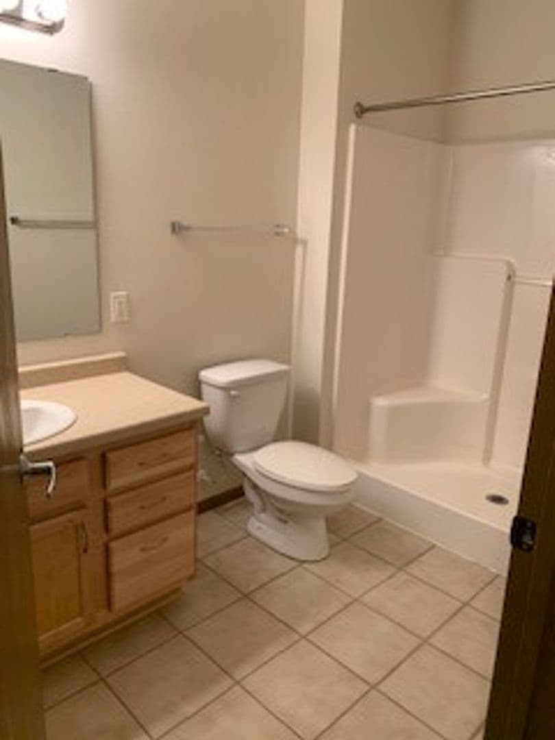 2 Bedroom - 2 Bathroom Apartment for Rent! 29 of 33