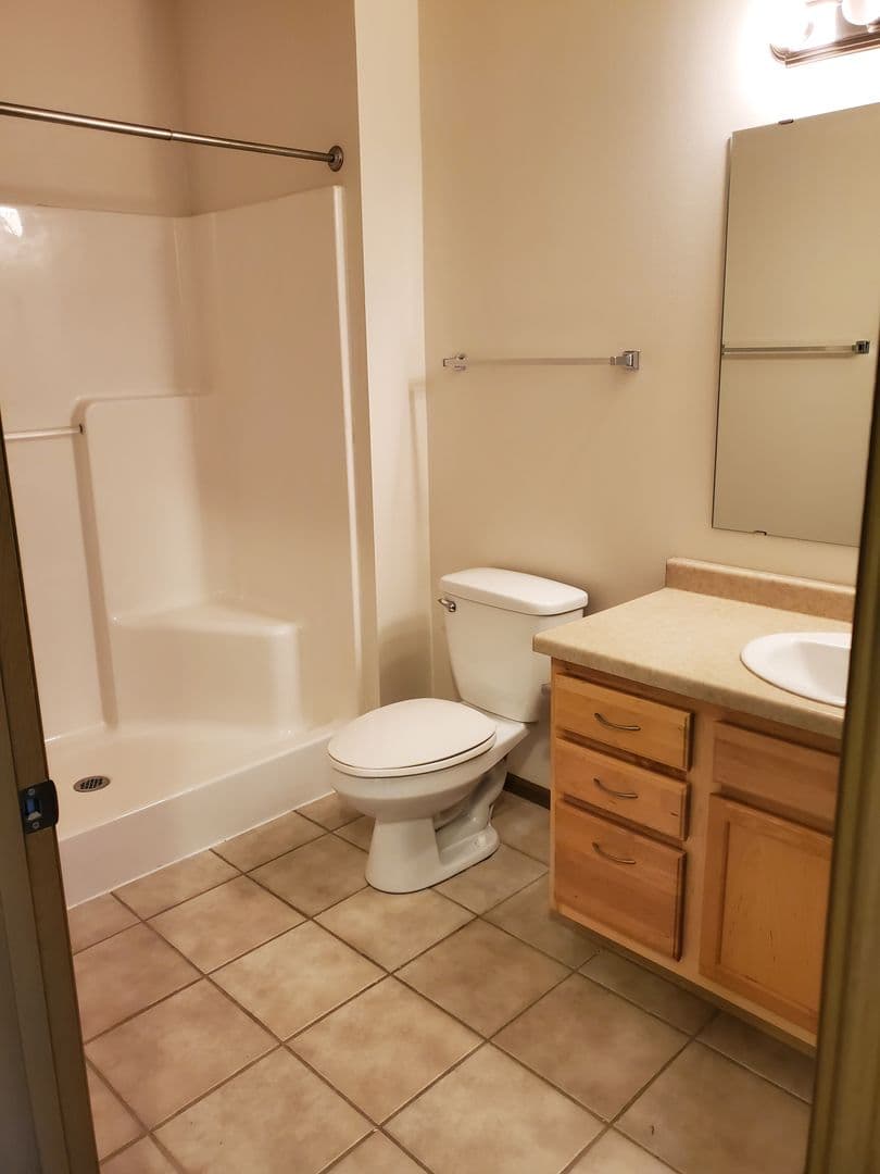 2 Bedroom - 2 Bathroom Apartment for Rent! 26 of 31