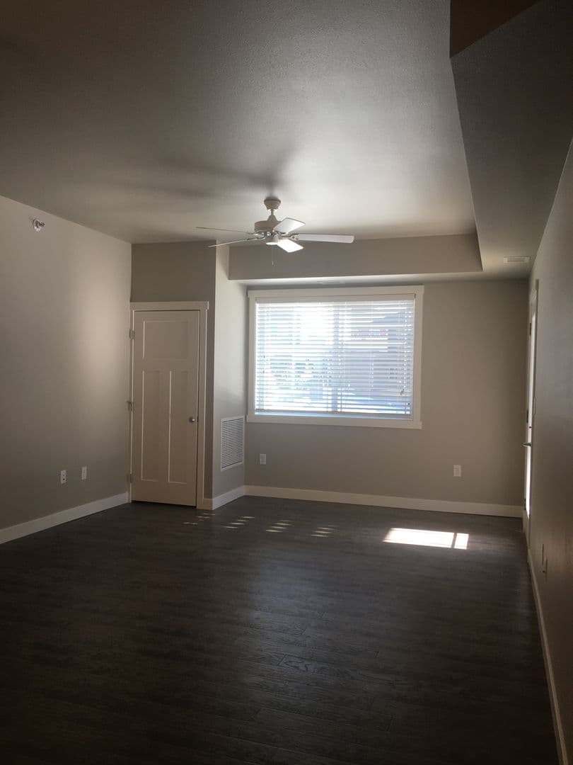 3 Bedroom - 2.5 Bathroom Apartment for Rent! 29 of 37