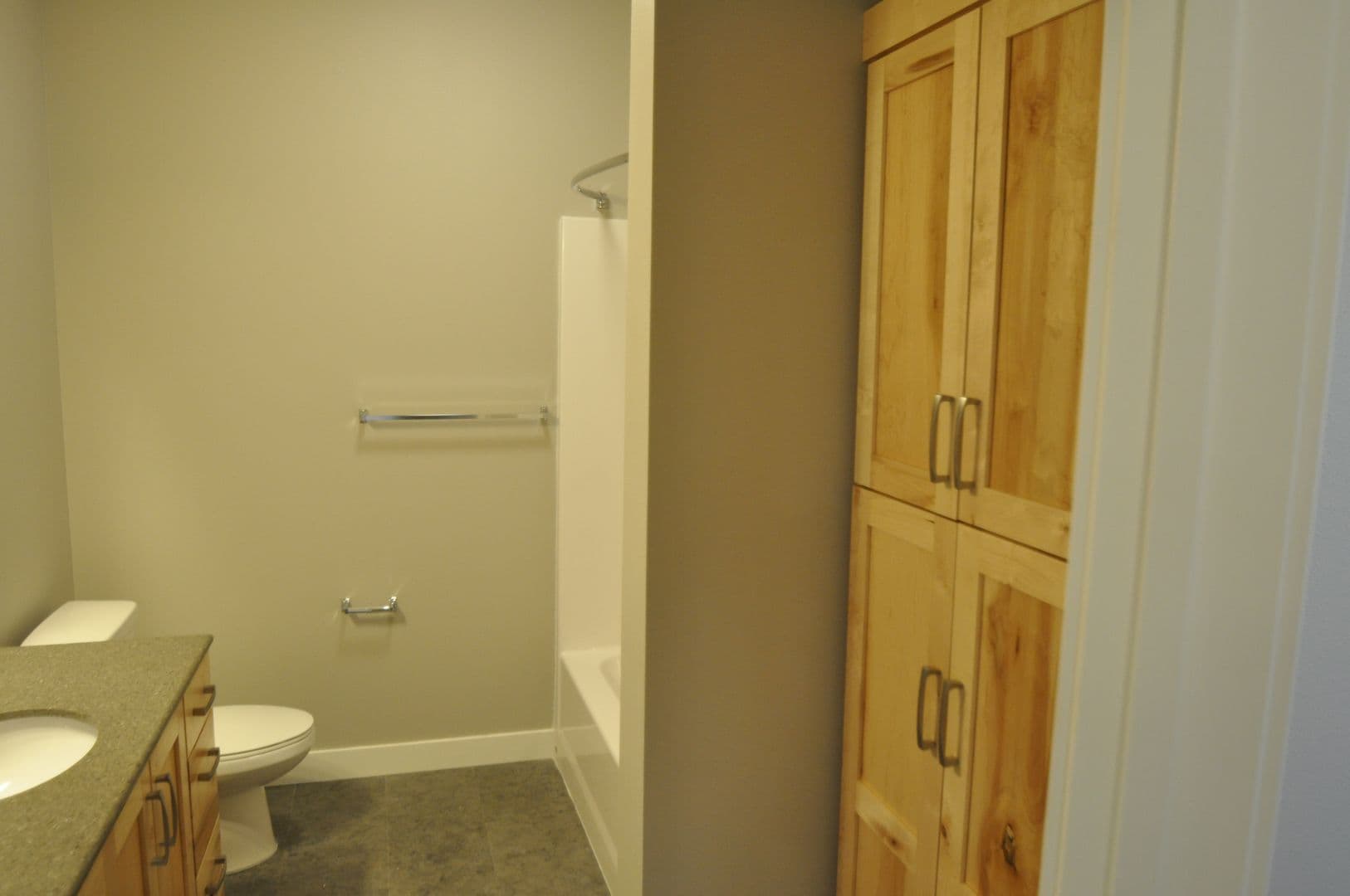 3 Bedroom - 2.5 Bathroom Apartment for Rent! 39 of 42