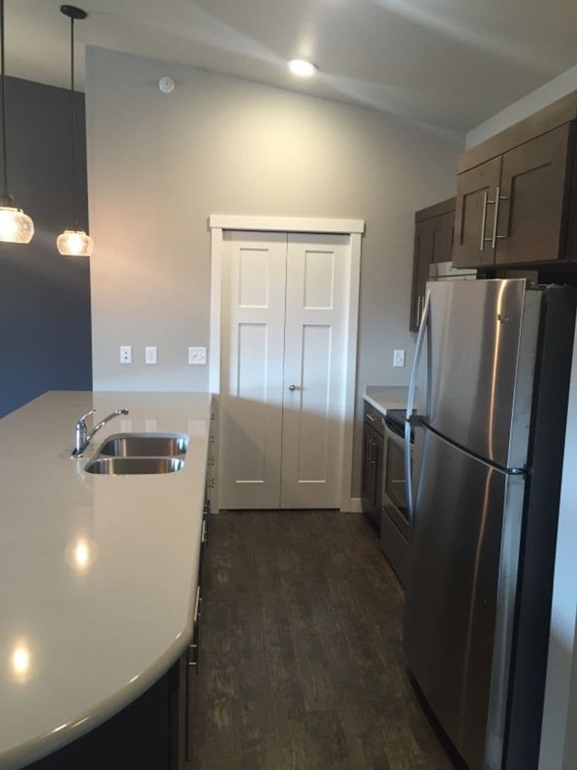3 Bedroom - 2.5 Bathroom Apartment for Rent! 28 of 40